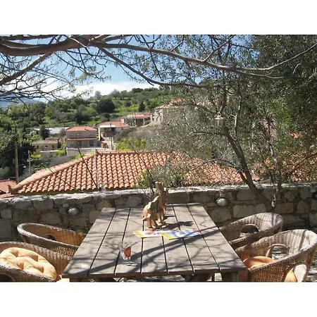 بيت للعطل Holiday Peloponnese With A Fireplace 08